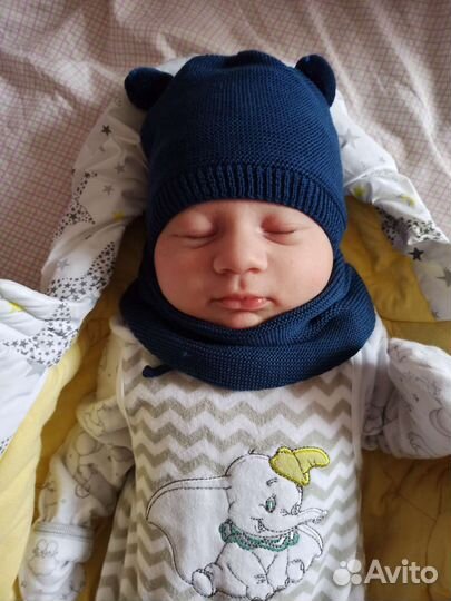 Шапочка и снуд вязанные демисезон 40