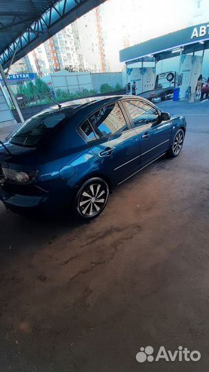 Mazda 3 2.0 МТ, 2007, 300 000 км