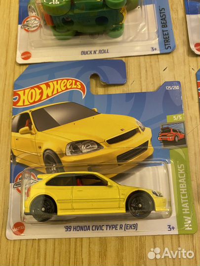 Hot wheels машинки коллекционные