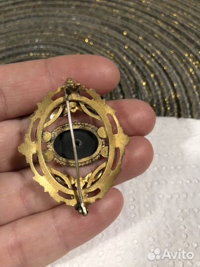 Старинная подвеска