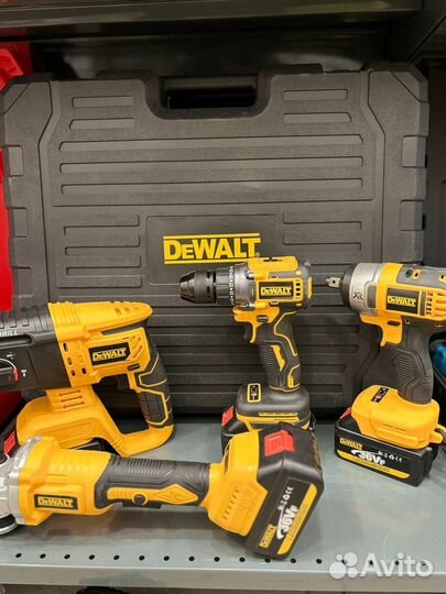 Набор электроинструмента 4в1 DeWalt