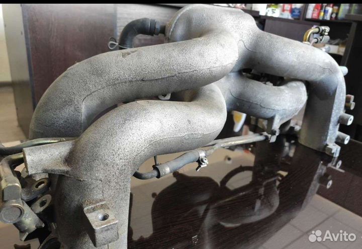 Впускной коллектор Субару ej204 в комплекте