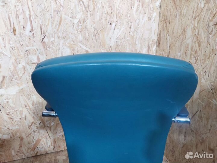 Офисное кожаное стулья для переговорной