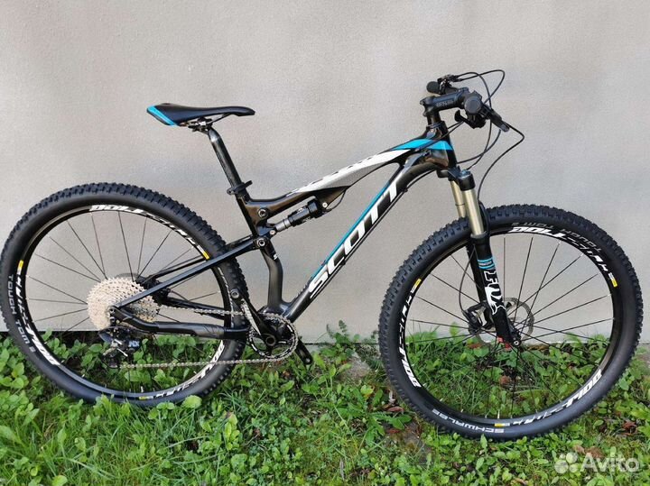 Карбоновый Scott Spark 930