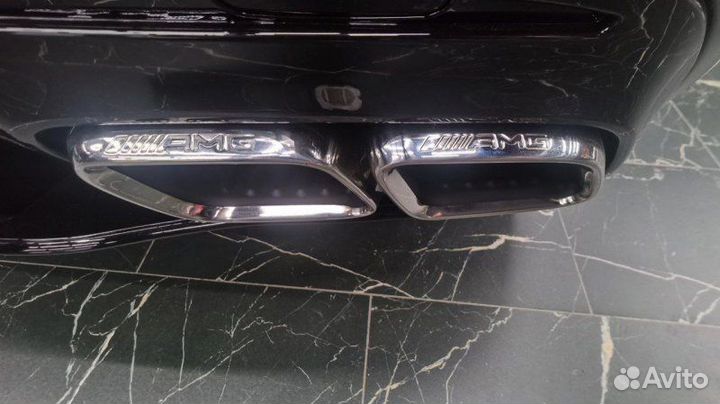 Насадки на выхлоп в стиле 63 AMG дизайн 2019+ хром