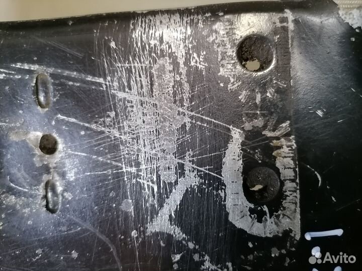 Кронштейн Volkswagen Passat B5 ADR 1996-2000