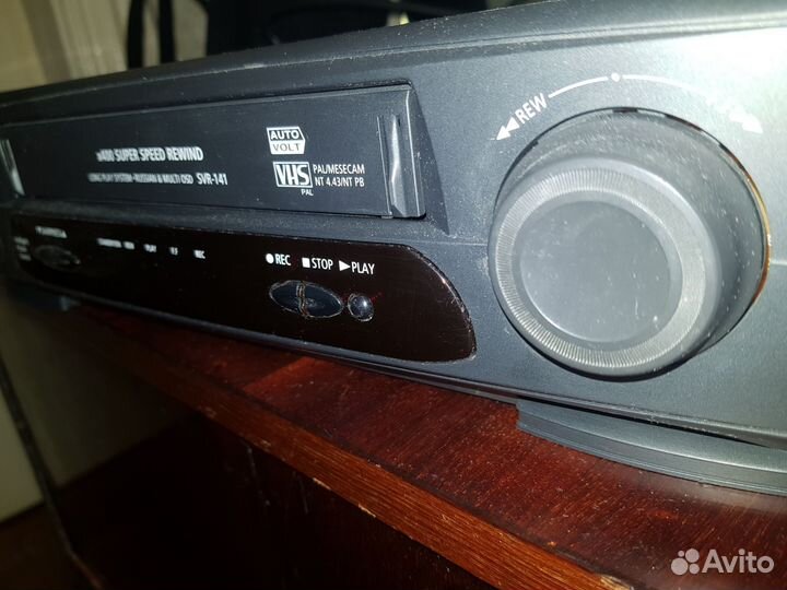 Видеомагнитофон
