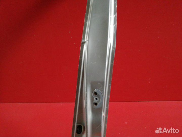 Стойка кузова левая Toyota Hilux Pick Up KUN25