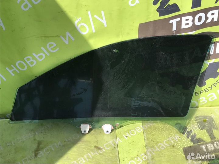 Стекло двери переднее правое Honda Accord 8 CP1