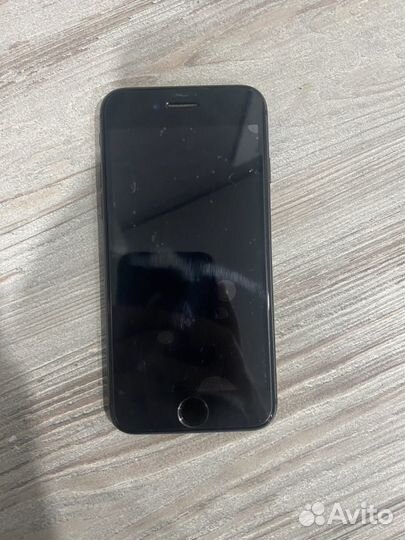 iPhone 8, 64 ГБ