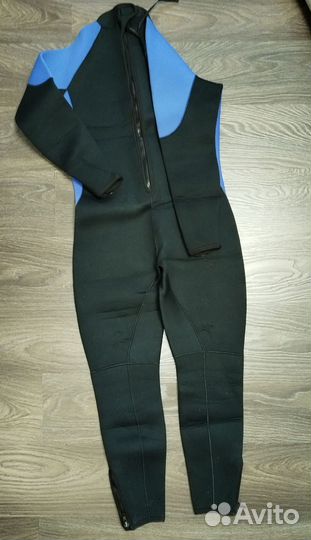 Гидрокостюм