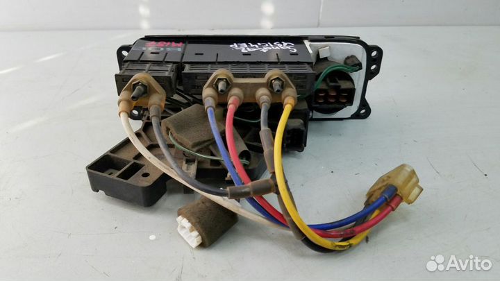 Блок управления климатом печкой отопителем Hyundai