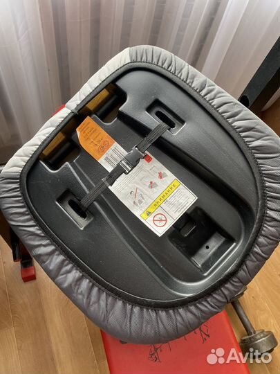 Детский бустер автомобильный