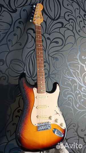 Fender Squier bullet strat sss электрогитара