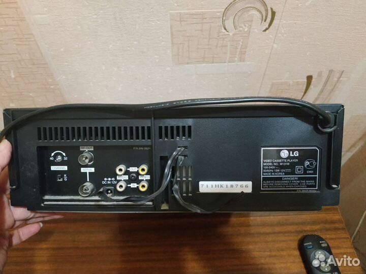 Видеомагнитофон LG VHS