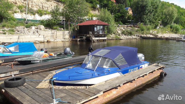 Продаётся катер Амур М