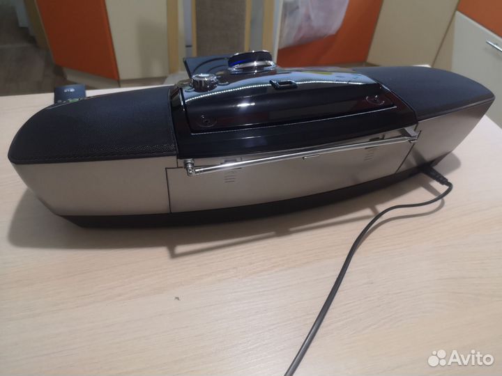 Бумбокс LG с Bluetooth