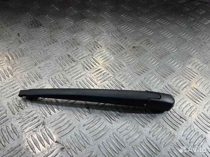 Поводок стеклоочистителя задний Mazda Cx-5 KF PY