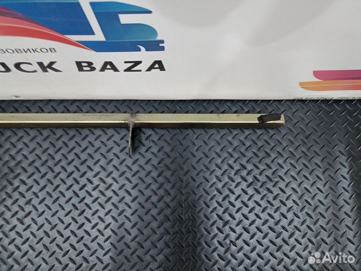 1297303 Кронштейн продолжения двери правой