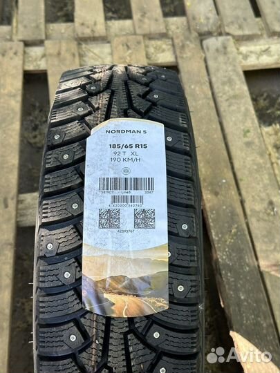 Nokian Tyres Nordman 5 185/65 R15 92T