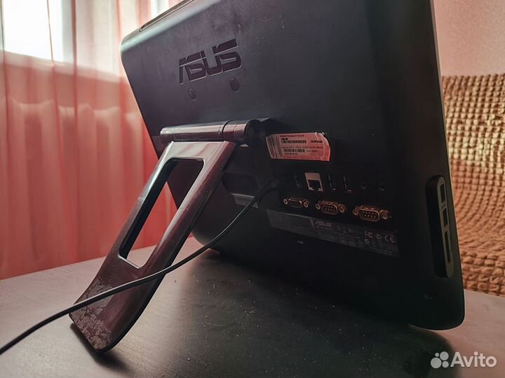 Моноблок Asus, W10, SSD, 2xCom, сенсорный экран
