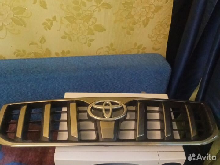Решетка радиатора prado 120