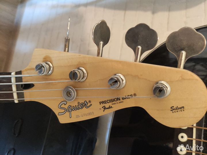 Бас гитара fender squier precision bass