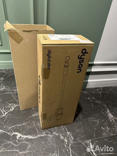 Пылесос Dyson V10 Digital Slim CN серый