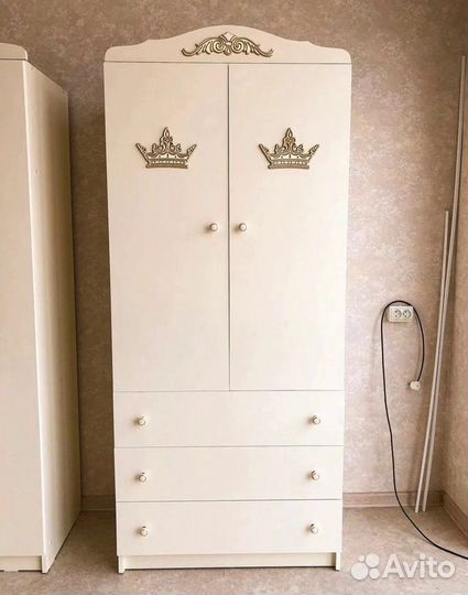 Шкаф детский двухсекционный