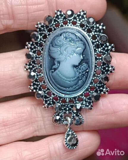 Брошь камея Италия