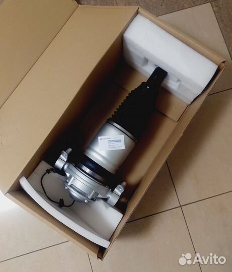 Пневмостойка Porsche Cayenne 958