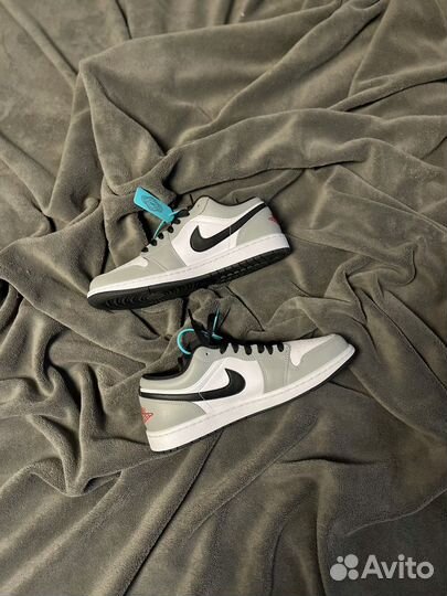 Новые Air Jordan 1 Low Light Smoke Grey 42 43 44