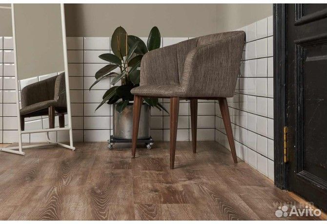 Кварц виниловый ламинат