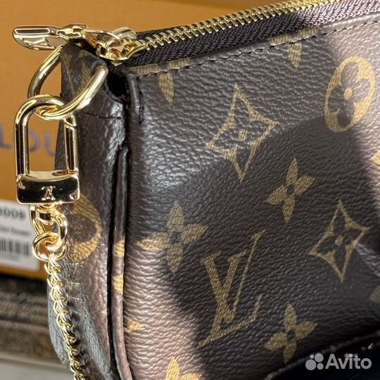 Сумка Louis Vuitton Pochette Accessoires