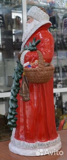 Дед мороз С елкой В красной шубе (гипс. высота 4