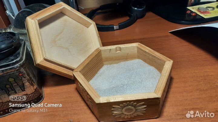 Шкатулка деревянная