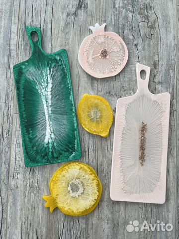 Блюдо подставка из эпоксидной смолы сырная тарелка