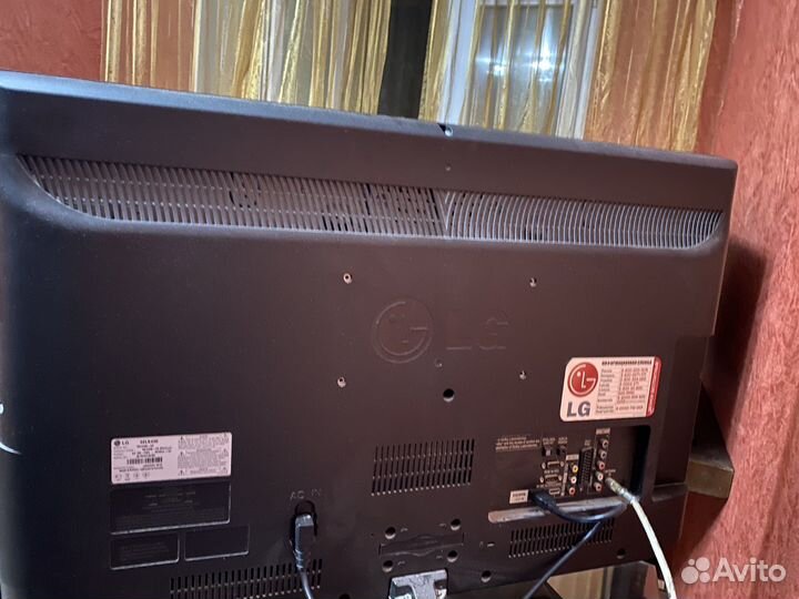 Телевизор бу lg 32