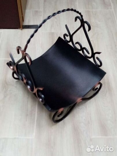 Дровница для камина