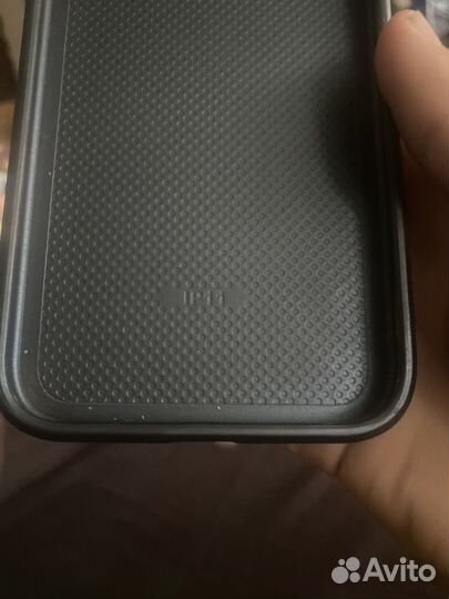 Чехол айфон 11 небольшой брак