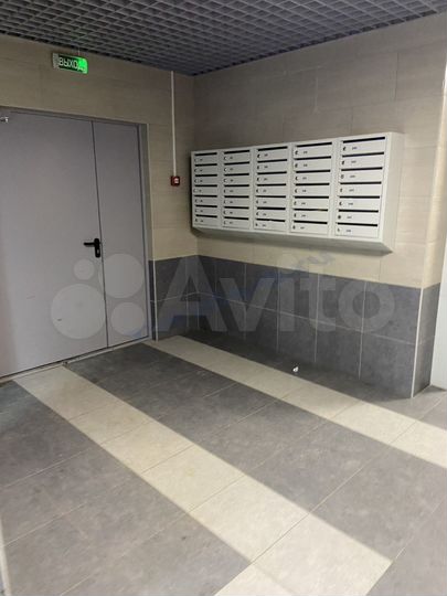 3-к. квартира, 81,2 м², 1/17 эт.