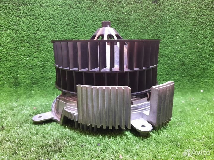 Мотор печки Mercedes-Benz E320 W210 M104 104.995