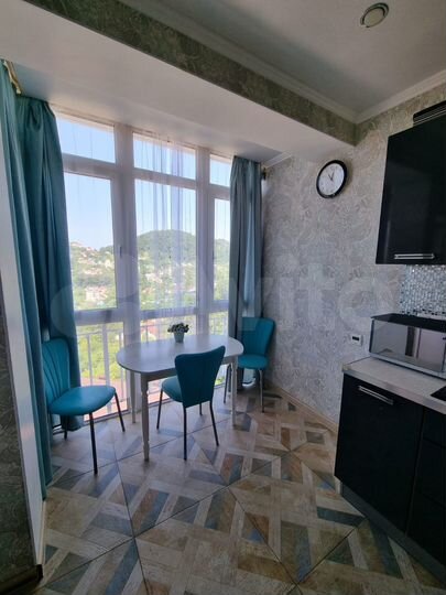 2-к. квартира, 45 м², 10/10 эт.