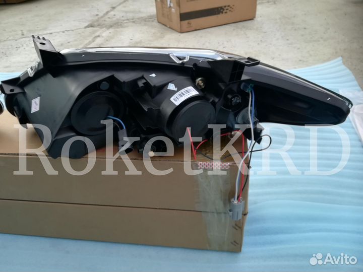 Фары Toyota Camry 40 в Наличии