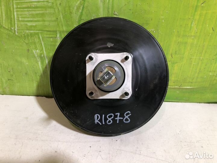 Вакуумный усилитель тормозов Renault 472106085R