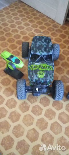 Продам два джипа на радио упровление