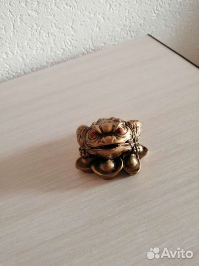 Лягушка для привлечения денег