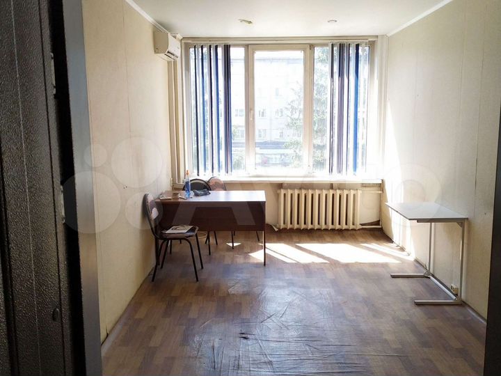 Сдам офис на 1 линии (Высотная 4), 17 м²