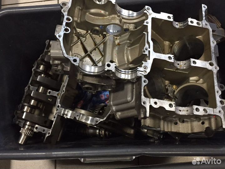 Моторные запчасти honda vfr 1200 2011