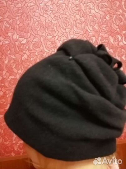 Женская шапка